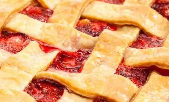 easy strawberry rhubarb pie with lattice top