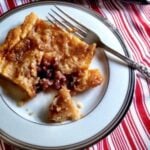 This peach blueberry slab pie is a quick and easy way to bake for a crowd! Roll out your pastry, & add some yummy peaches and blueberries and you have a winner!