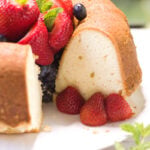 how to make old fashioned pound cake feature with berries on white plate