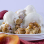 peach-cobbler-recipe-ice-cream-feature-main