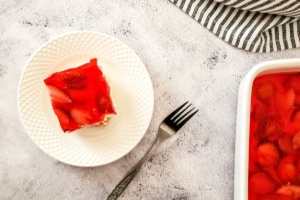 Delicious Strawberry Pretzel Salad Recipe by Pie Lady Bakes.