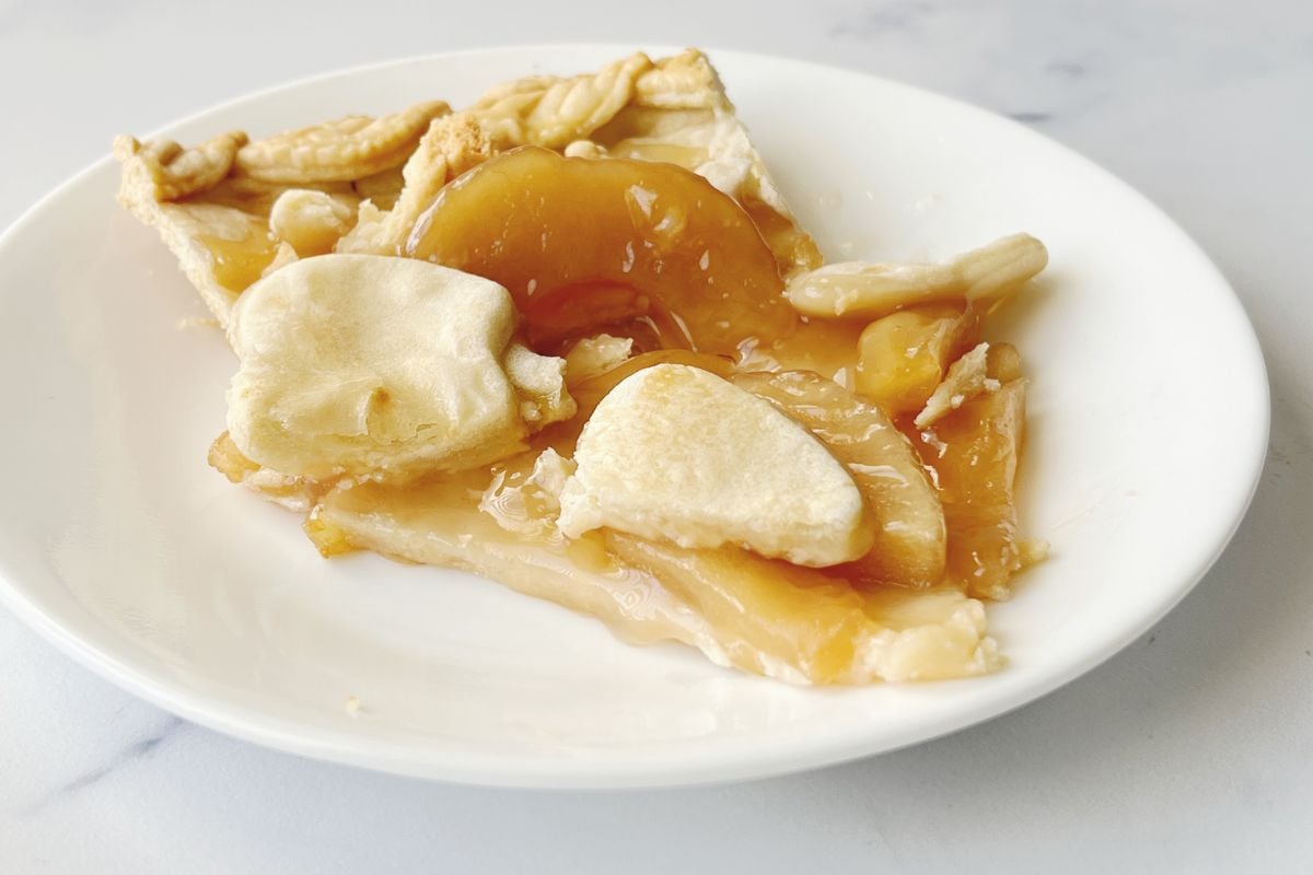 How to Keep Pie Crust from Sticking to a Pan Tips and Tricks