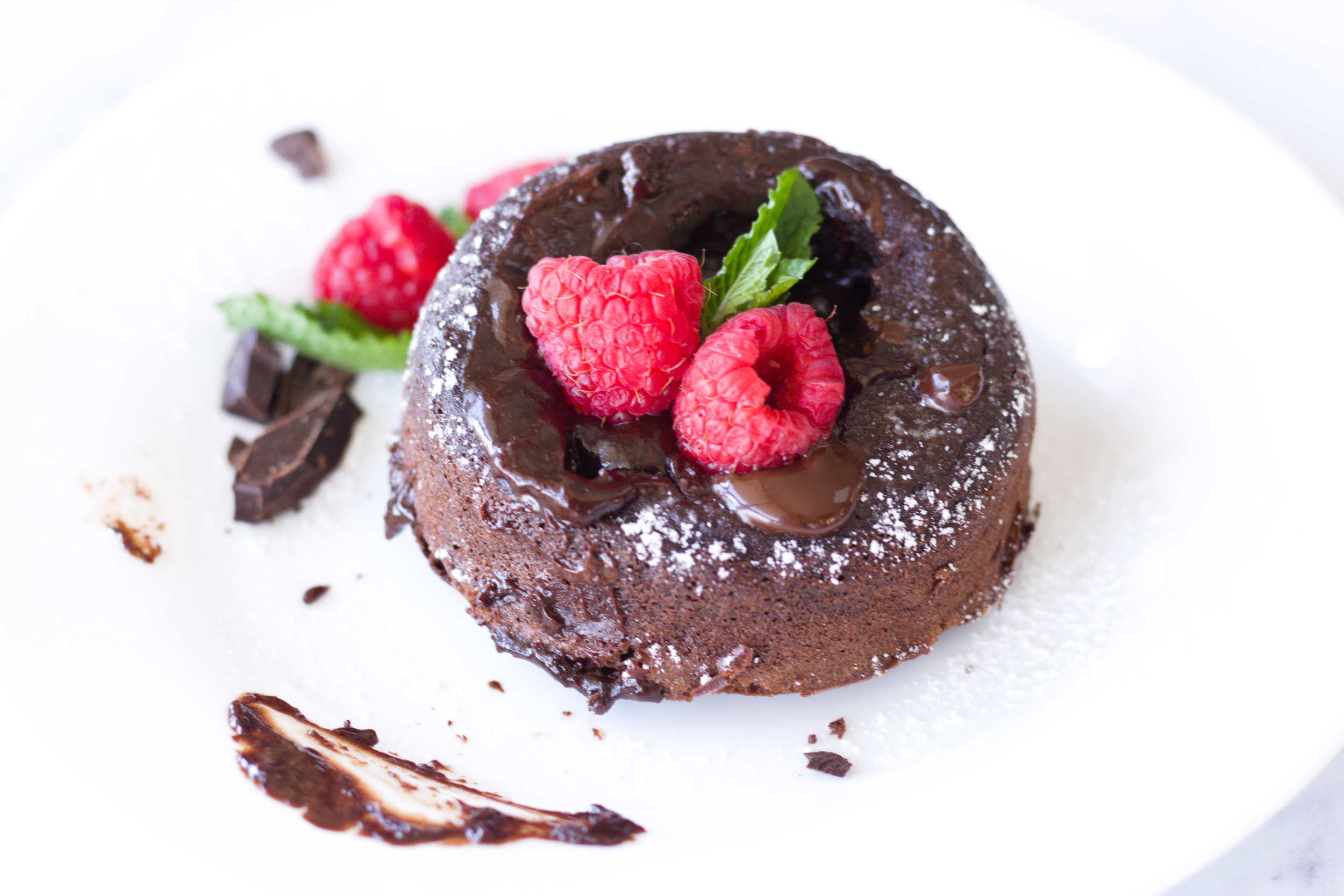 Air Fryer Nutella Lava Cakes
